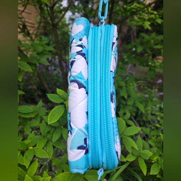 Vera Bradley 3 in 1 Crossbody Wristlet Cut Vines Cool Ultralight All In One RFID - Picture 4 of 8